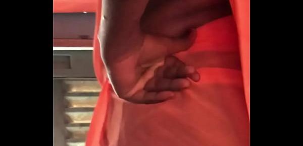  Kannada Girl showing waist and boobs show